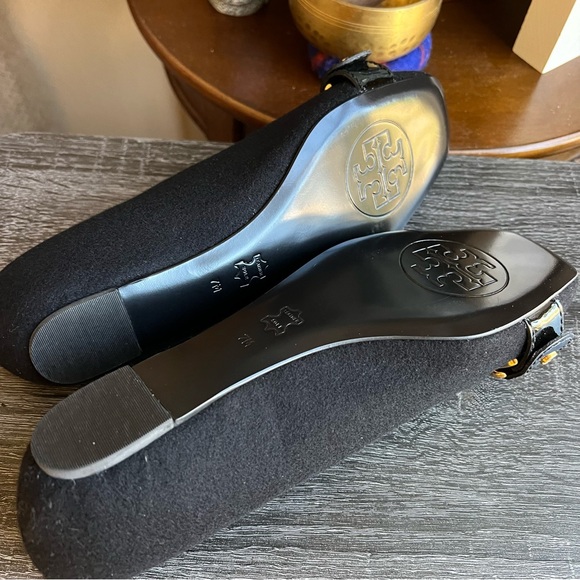 NEW! Tory Burch Martha Chain Link Black Flannel Ballet Flats 7M $298 - Picture 8 of 9